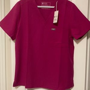 Figs scrubs set brand new with tags.Top Catarina L and bottoms at Kade Cargo